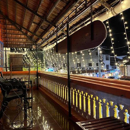 B Hostel Fort Kochi Екстериор снимка