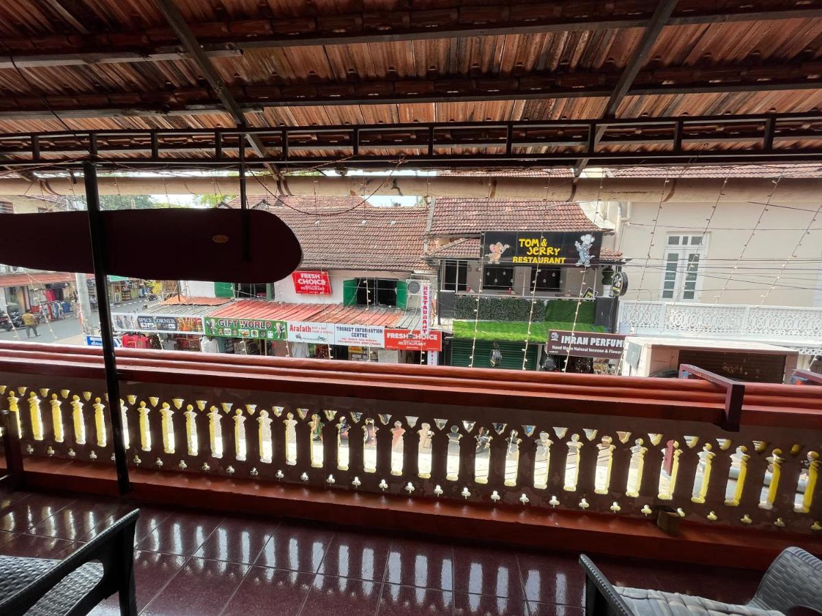 B Hostel Fort Kochi Екстериор снимка